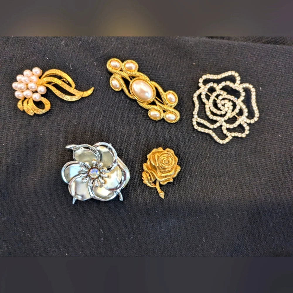 Elegant Gold and Silver Brooch Set of 5